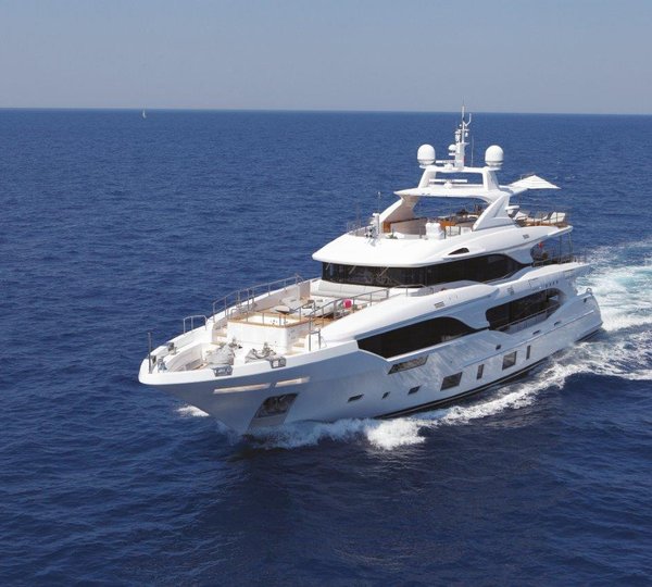 MEDITERRANEO 116 By Benetti - Bow