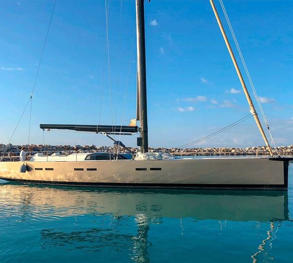 MIYABI (ex Miss Tung) Sailing Yacht