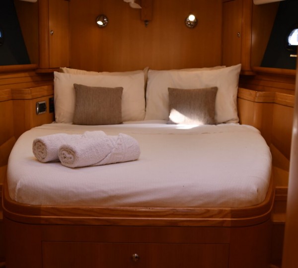 MORNING CALM Guest Cabin