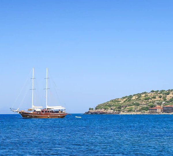 MUHTESEM A In The East Med