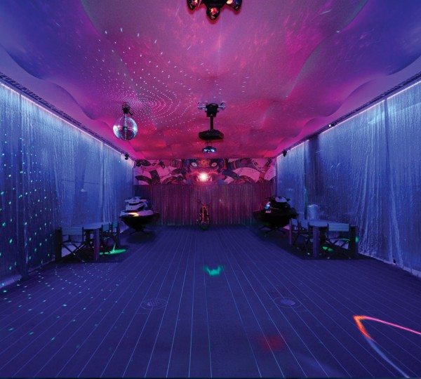 MYSTERE SHADOW Interior - Dancefloor