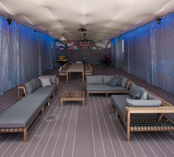 MYSTERE SHADOW Interior - Seating Set Up