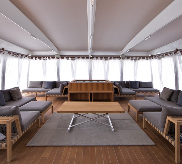 MYSTERE SHADOW Interior - Upper Salon Seating