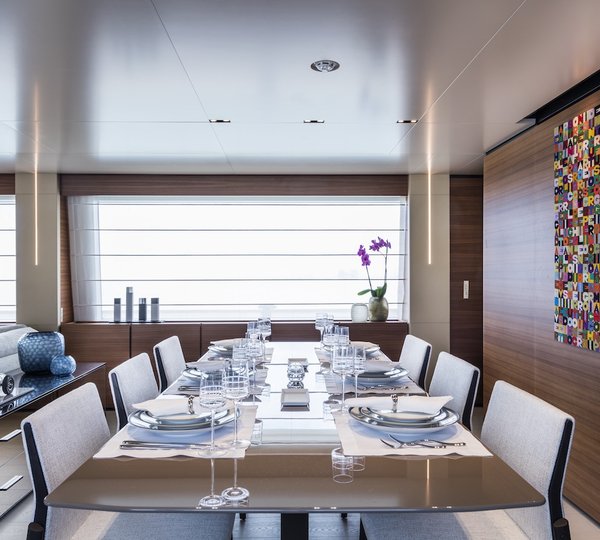 Main Deck Lounge - Dining