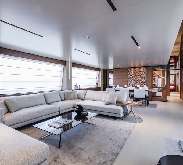 Main Deck Lounge NAVETTA 