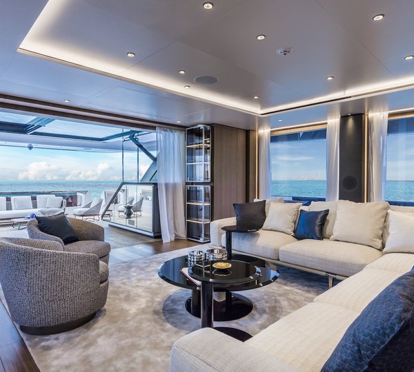 Main Salon - Seating