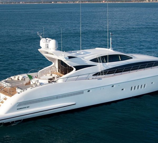 Mangusta 105 Yacht