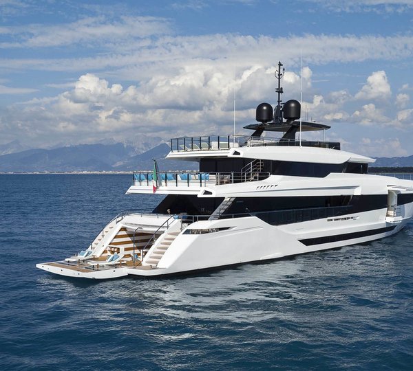 Mangusta Oceano 43 Sistership