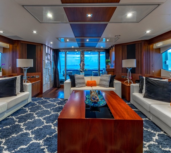 Main Salon Looking Aft