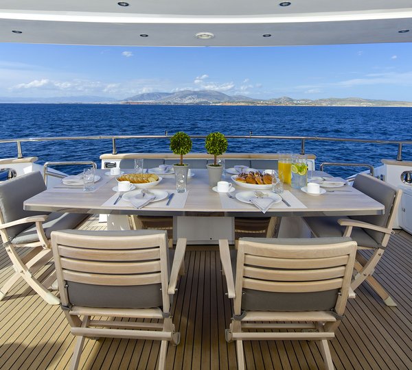 Maoria 27 Yacht - Aft Deck
