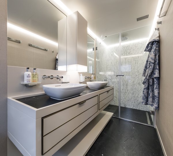 Master Cabin Bathroom