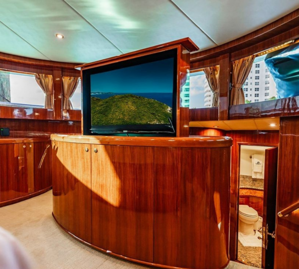 Master Ensuite Entertainment