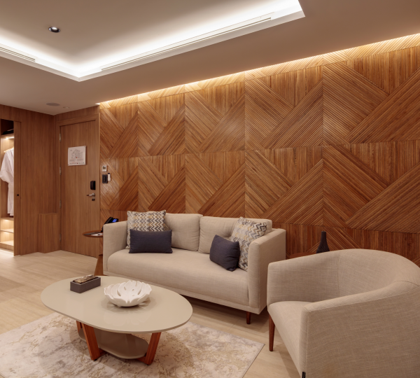 Master Stateroom Relaxation Area