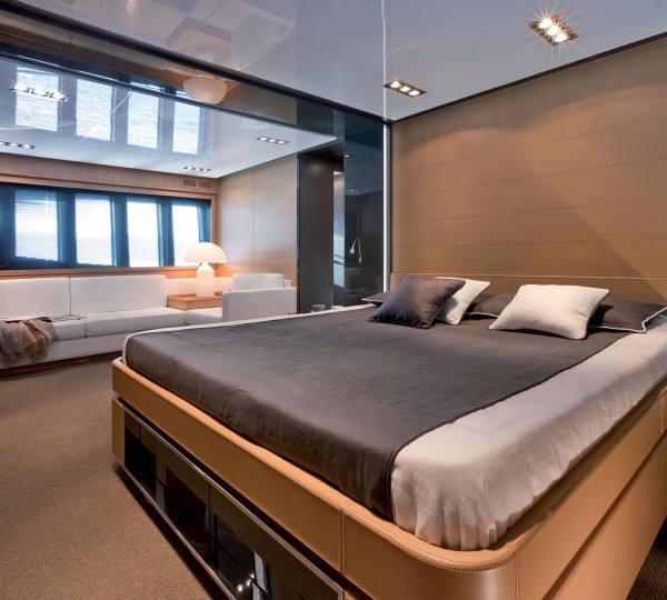 Master Cabin With Seating Area