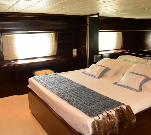 Master Cabin With Vanity