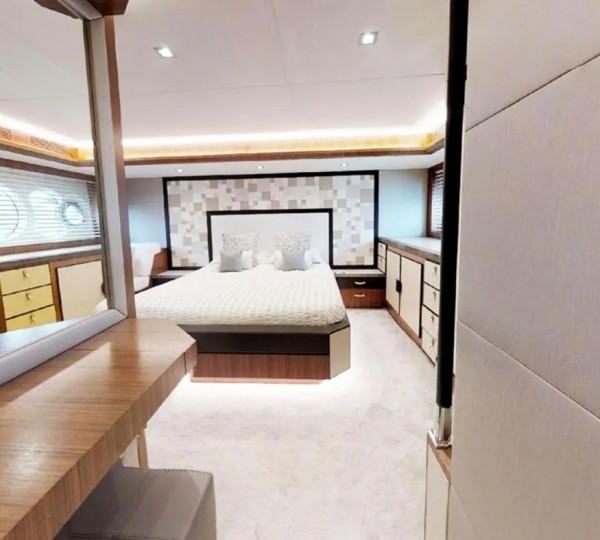 Master Stateroom 05