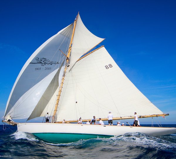 Moonbeam Of Fife Les Voiles De Saint-Tropez