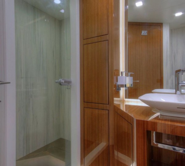 Moss Interior - Ensuite