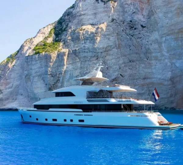 Motor Yacht ADASTRA