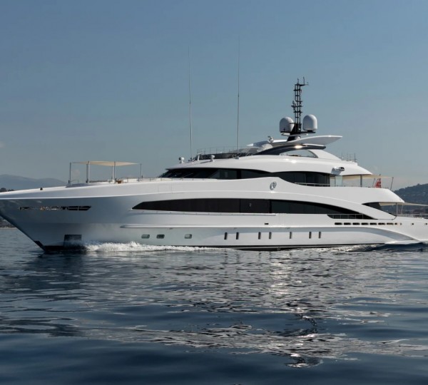 Motor Yacht ALTAIR