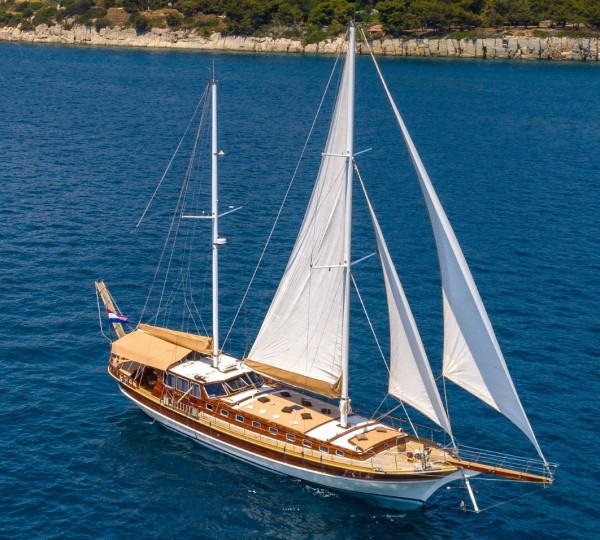 Motor Yacht ANGELICA