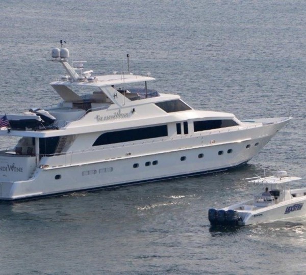 Motor Yacht BRANDI WINE