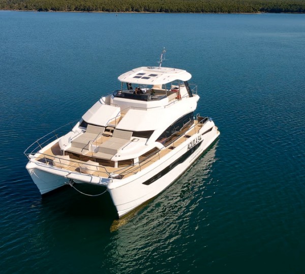 Motor Yacht BY MY SIDE