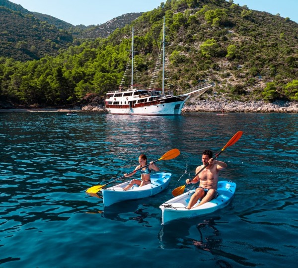 Motor Yacht CESARICA