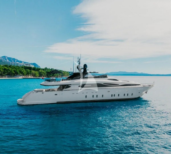 Motor Yacht CYNTHIA