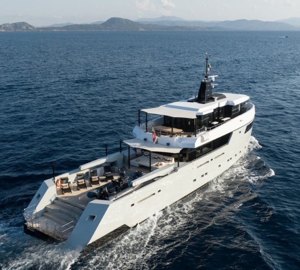 Motor Yacht FOX