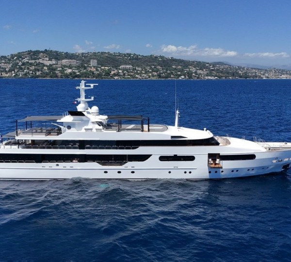 Motor Yacht MAGNA GRECIA