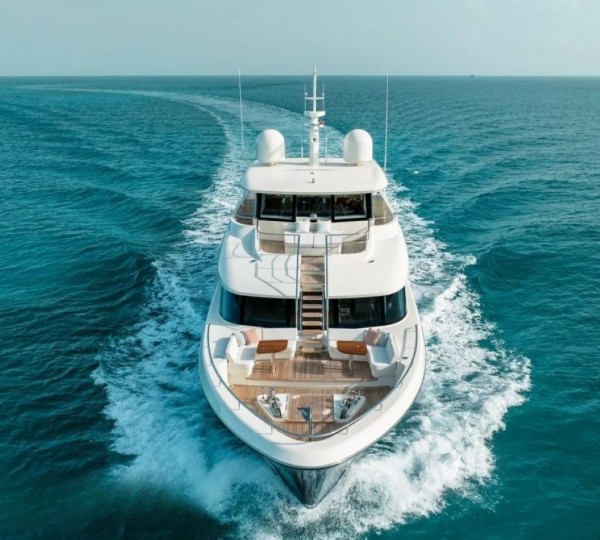 Motor Yacht MIDNIGHT SAGA