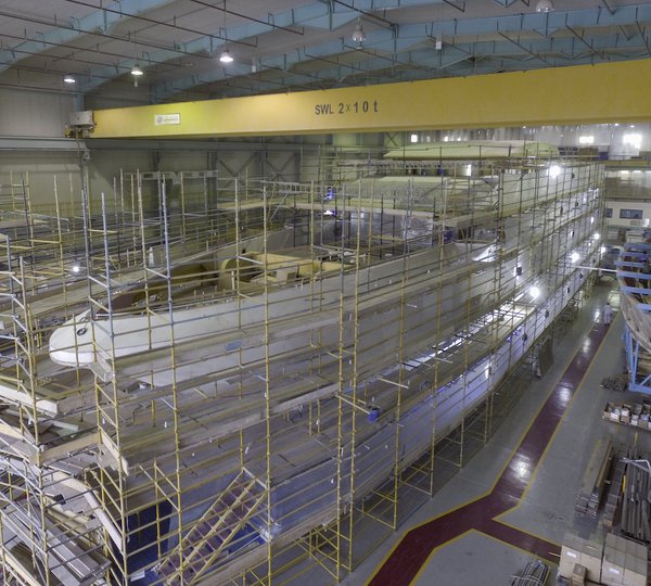 Motor Yacht Majesty 175 Under Construction