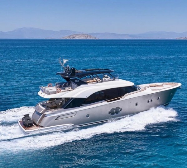 Motor Yacht NAYLA