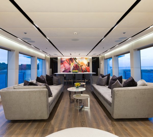 Motor Yacht OURANOS By Admiral Yachts - Salon