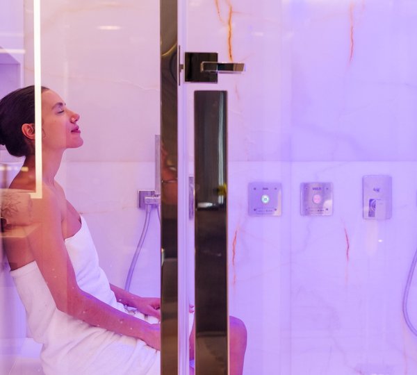 Motor Yacht OURANOS Ensuite By Admiral Yachts