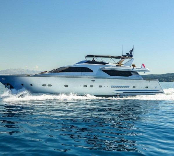 Motor Yacht PHANTOM