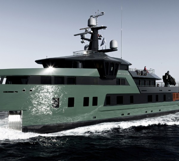 Motor Yacht Pink Shadow