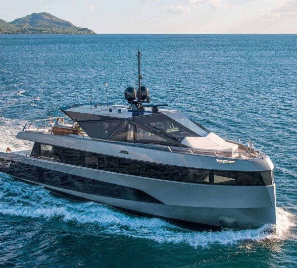 Motor Yacht WHY200
