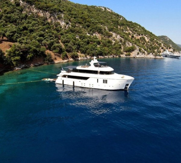 Motor Yacht ZEEMAR