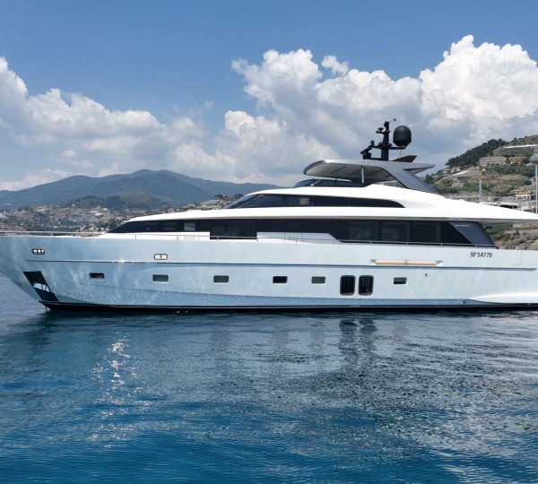 Motor Yacht AMAN
