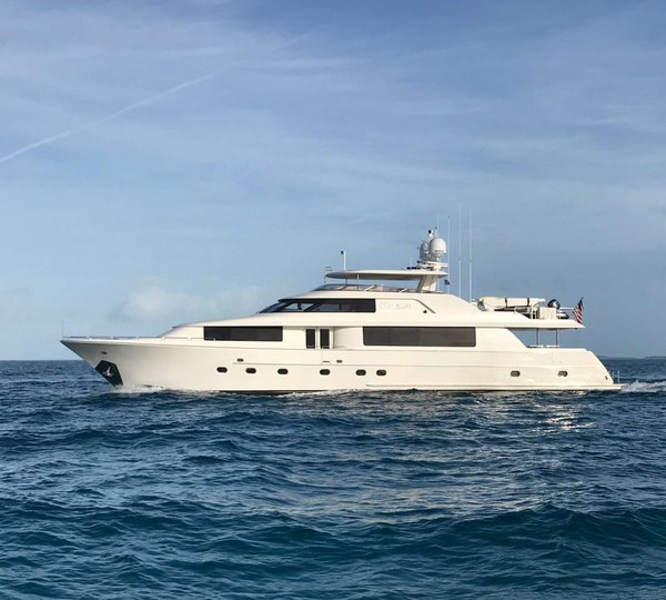 Motor Yacht BOXER