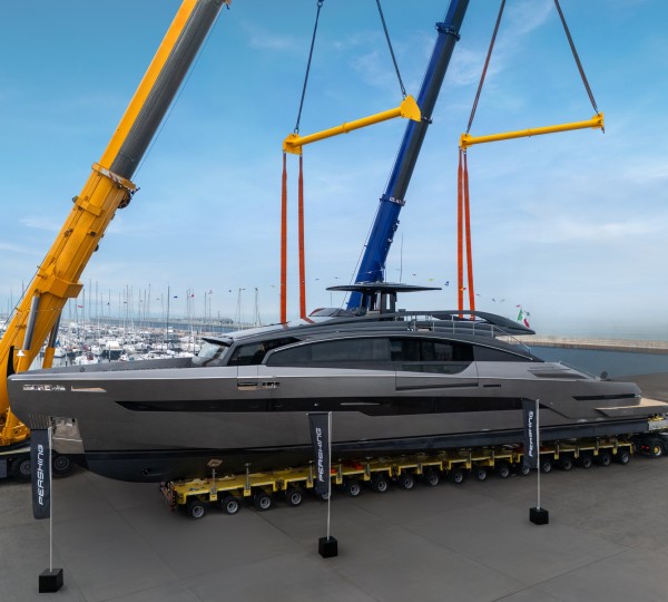 Motor Yacht BYEEE Launches