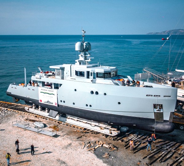 Motor Yacht CARMENT Launching