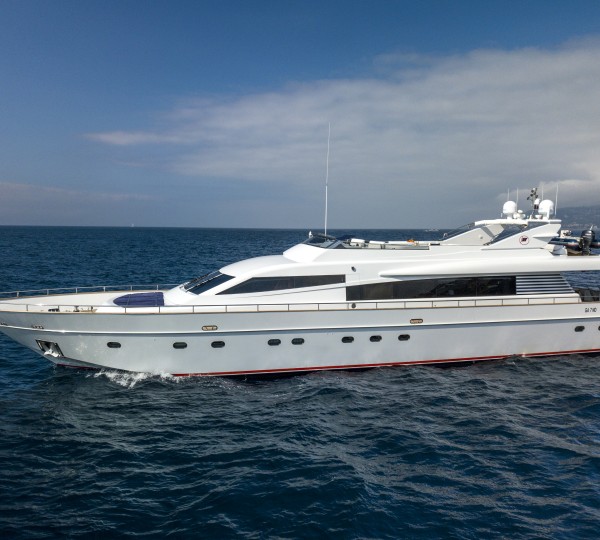 Motor Yacht CROWBRIDGE