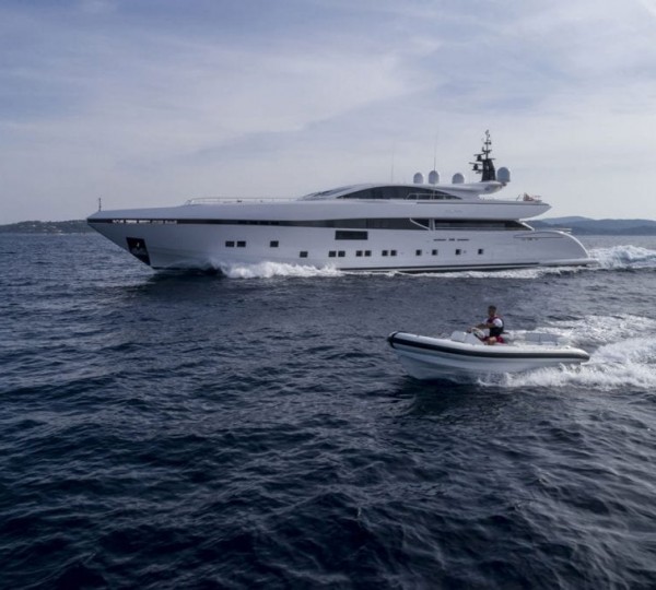 Motor Yacht ELSEA With Tender
