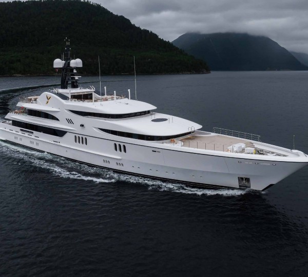 Motor Yacht FIREBIRD