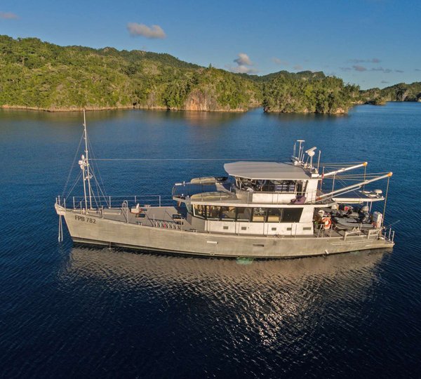 Motor Yacht GREY WOLF