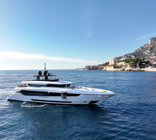 Motor Yacht HALARA ©YG