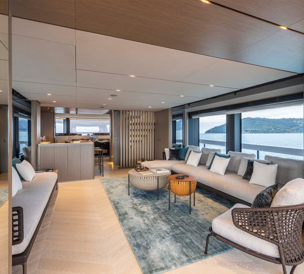 Motor Yacht INFYNITO 90 - Interior - Sistership To LOVE